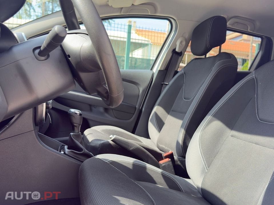 Renault Clio ENERGY TCe 90 Start & Stop Experience