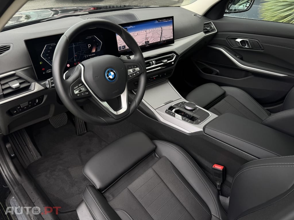 BMW 320 e Auto