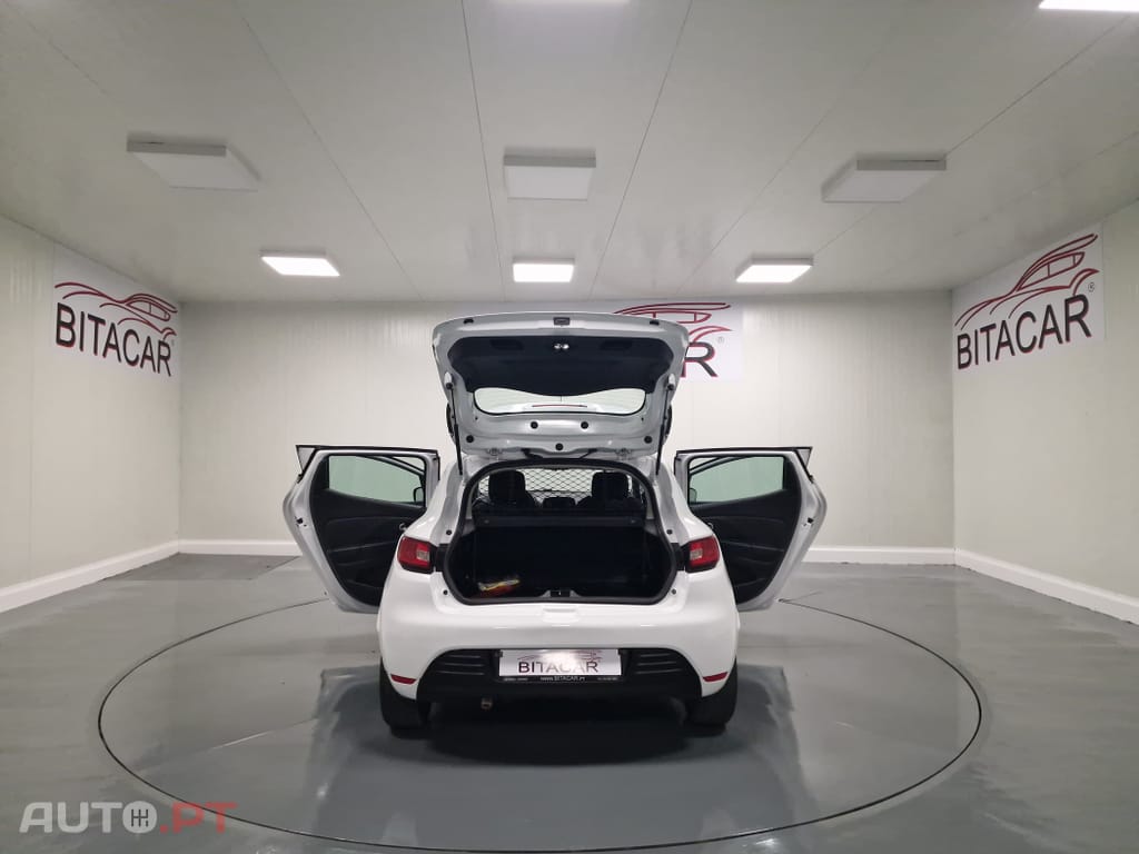 Renault Clio SOCIETE 1.5 DCI ZEN IVA DEDUTÍVEL