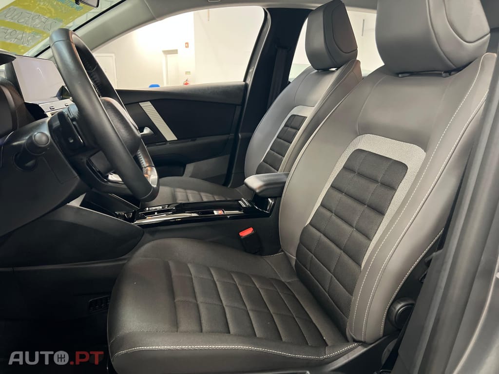 Citroen C4 1.2 Hybrid Plus e-DSC6