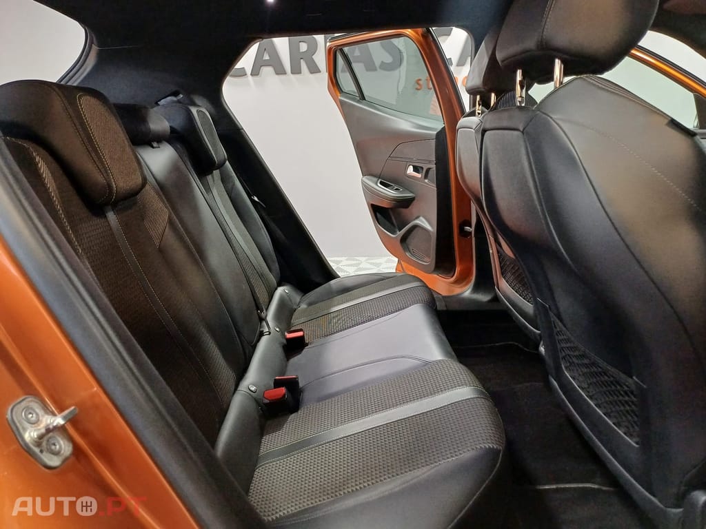 Peugeot 2008 1.5 BlueHDi GT Line EAT8