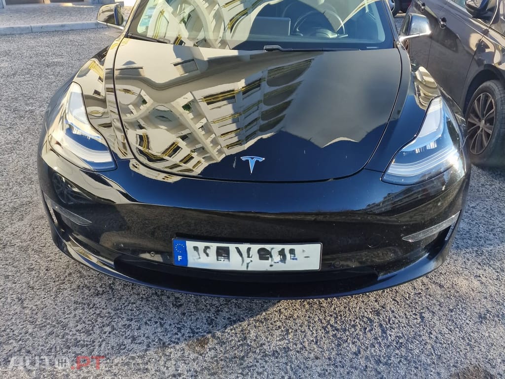 Tesla Model 3 long range