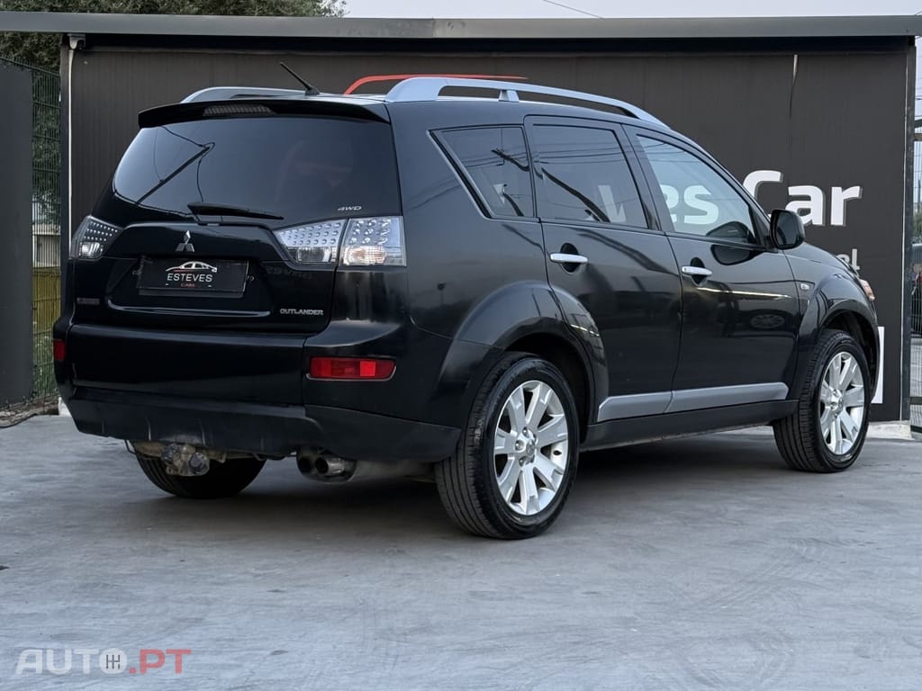 Mitsubishi Outlander 2.0 DI-D Instyle 4WD