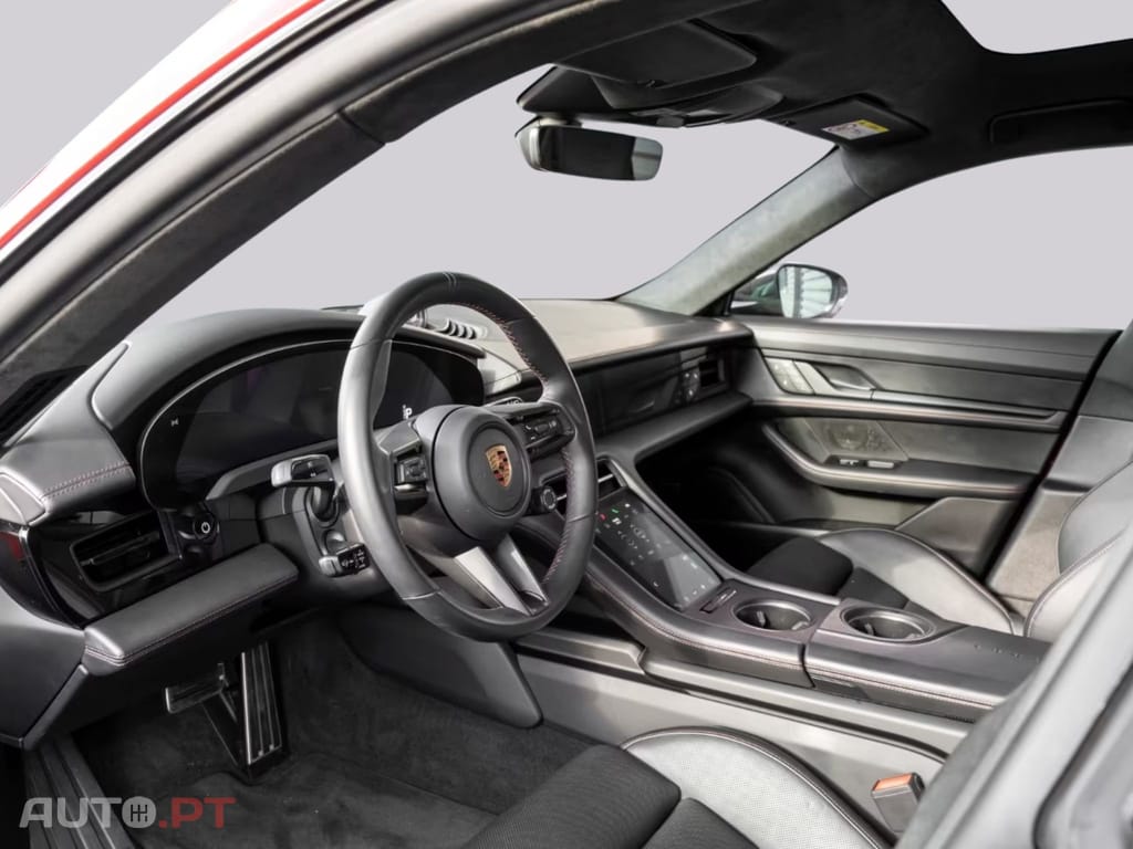 Porsche Taycan Turbo I.V.A DEDUTIVEL