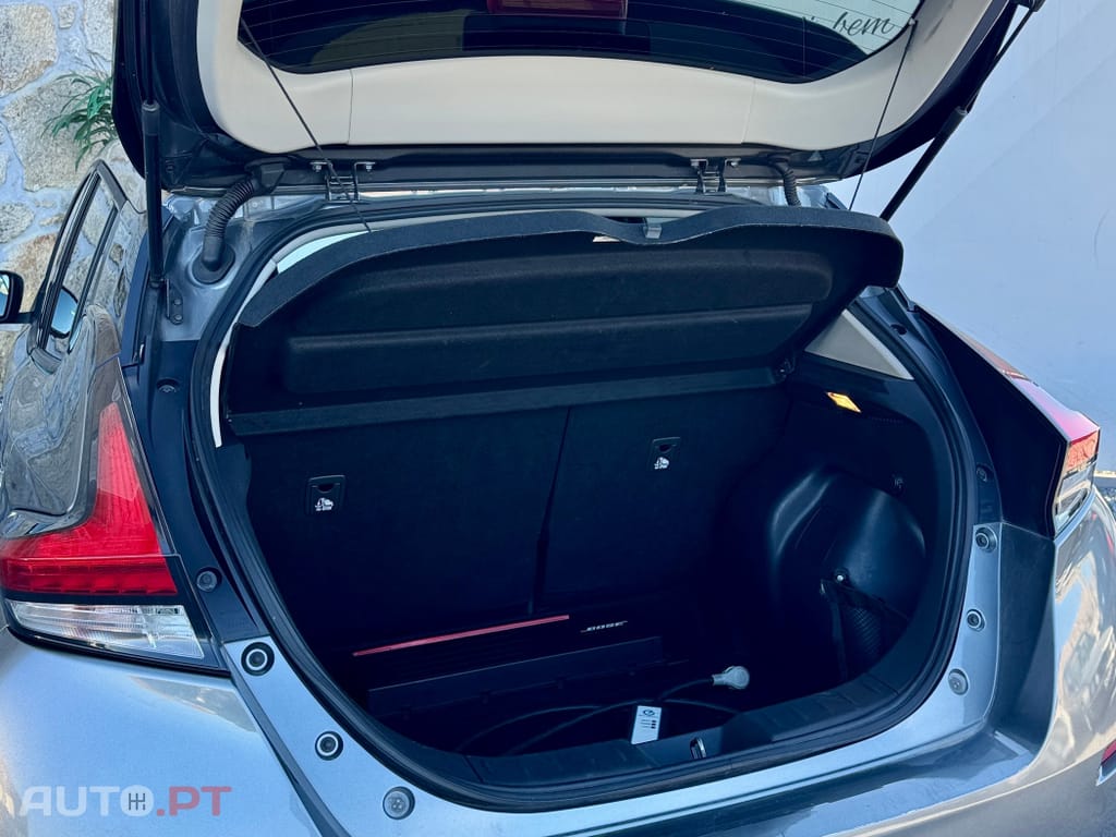 Nissan Leaf Tekna Two Tone+ProPilot Park