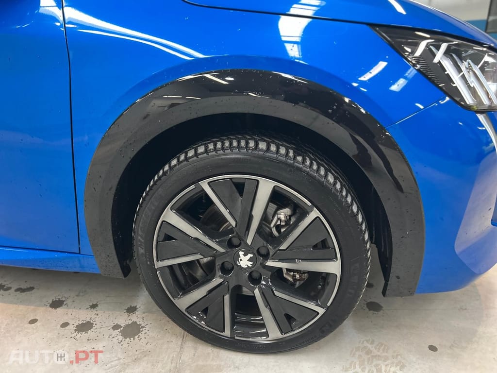 Peugeot E-208 50 kWh GT