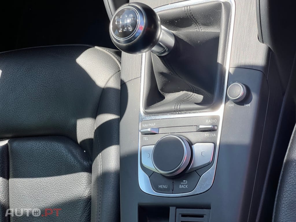 Audi A3 Sportback 1.6 TDi S-line