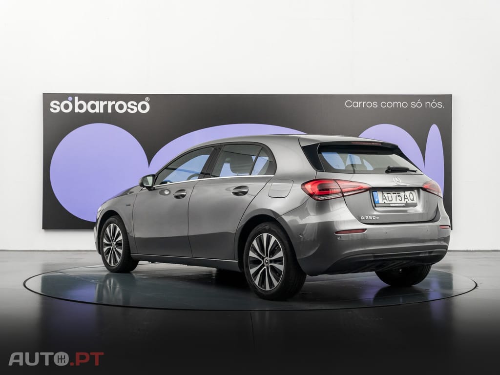 Mercedes-Benz A 250 e Style Plus