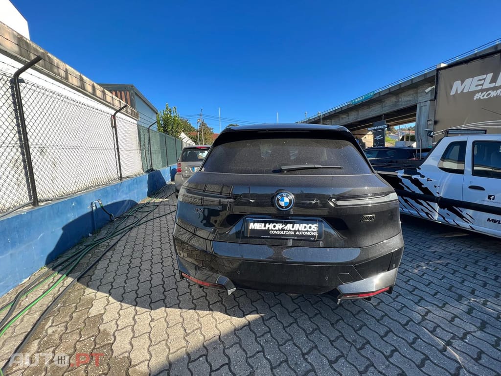 BMW iX xDrive50