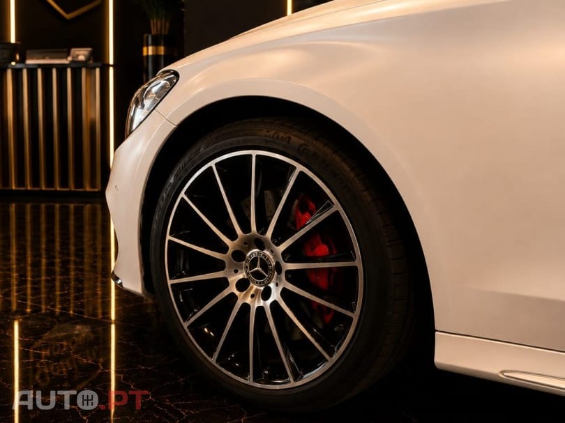 Mercedes-Benz C 250 (BlueTEC) d Station 7G-TRONIC AMG Line