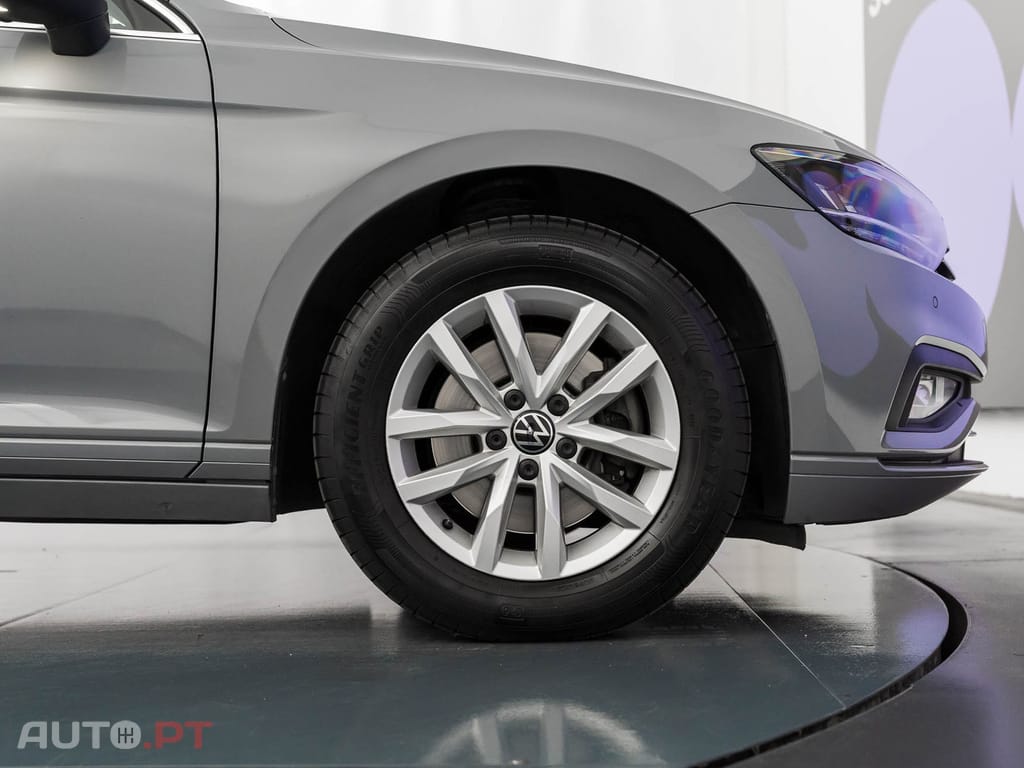 Volkswagen Passat 2.0 TDI Business DSG