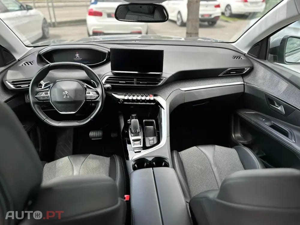 Peugeot 3008 1.5 BlueHDi Allure EAT8