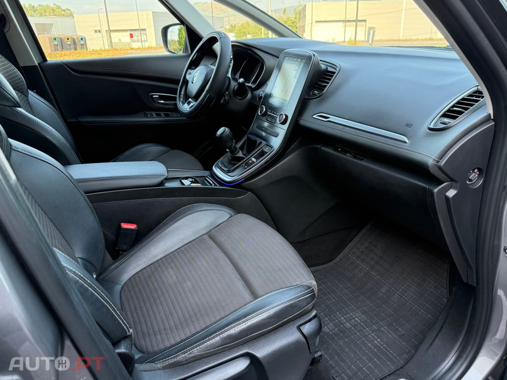 Renault Grand Scénic 1.5 dCi Luxe SS