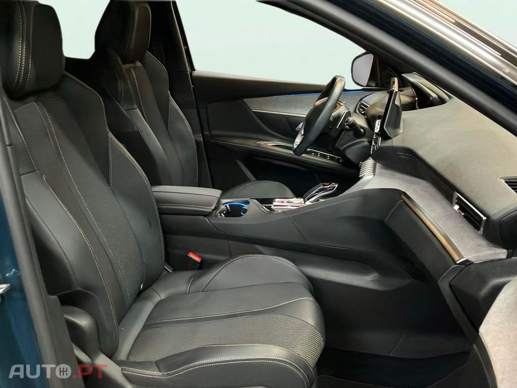 Peugeot 3008 1.5 BlueHDi GT EAT8