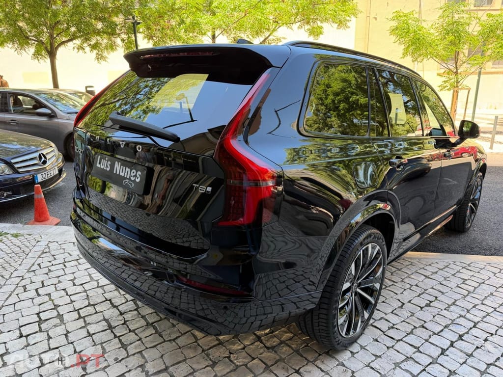 Volvo XC90 2.0 T8 PHEV Black Edition AWD
