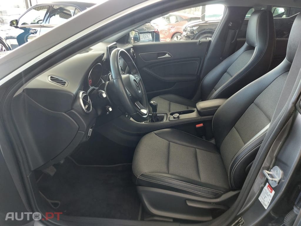 Mercedes-Benz CLA 180 d Shooting Brake