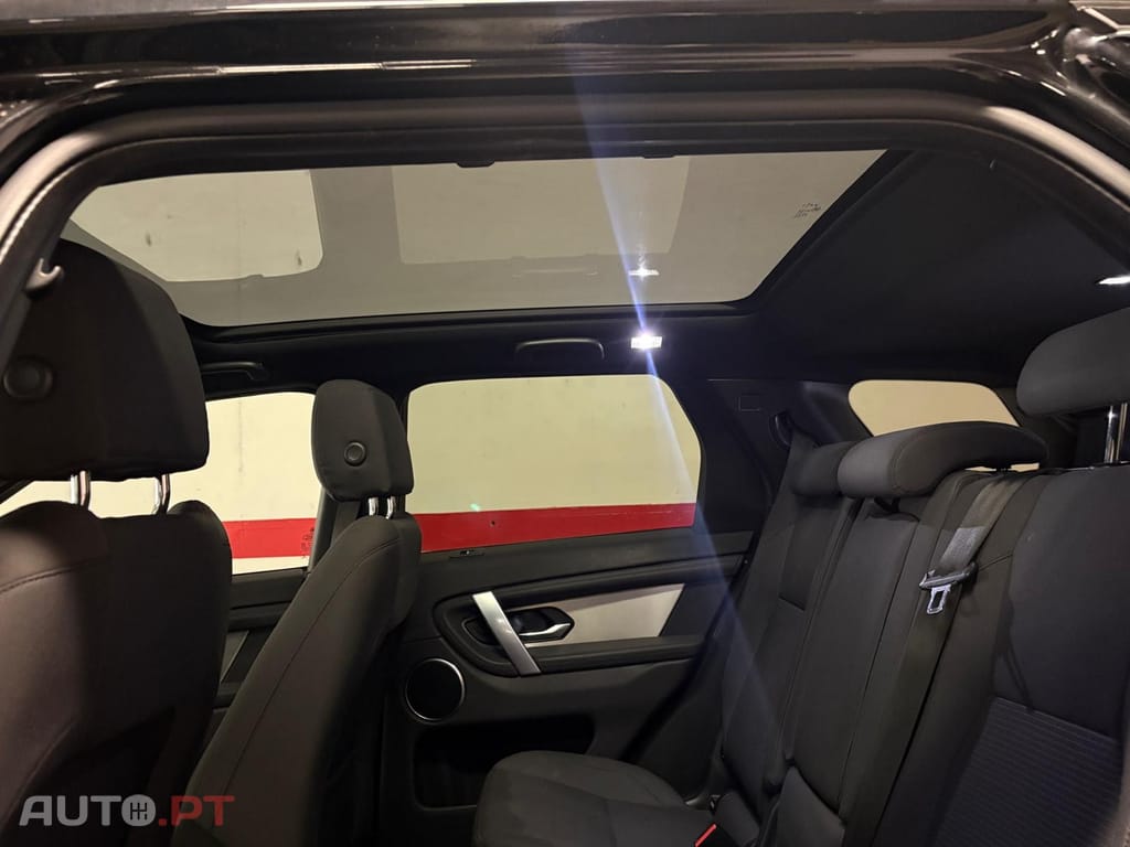 Land Rover Discovery Sport 2.0 D165 R-Dynamic