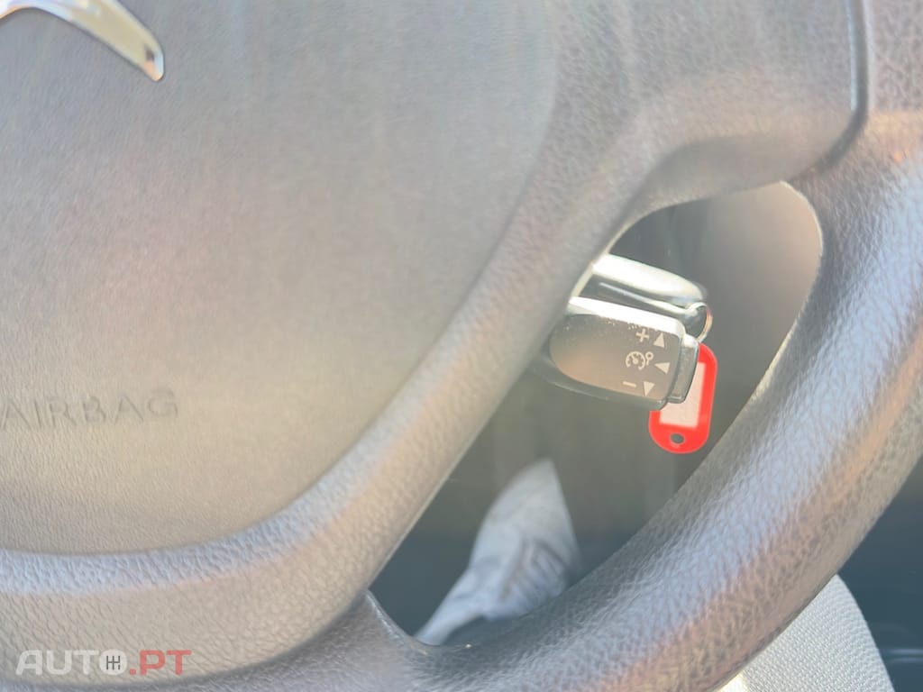 Citroen C1 1.2 VTi Shine
