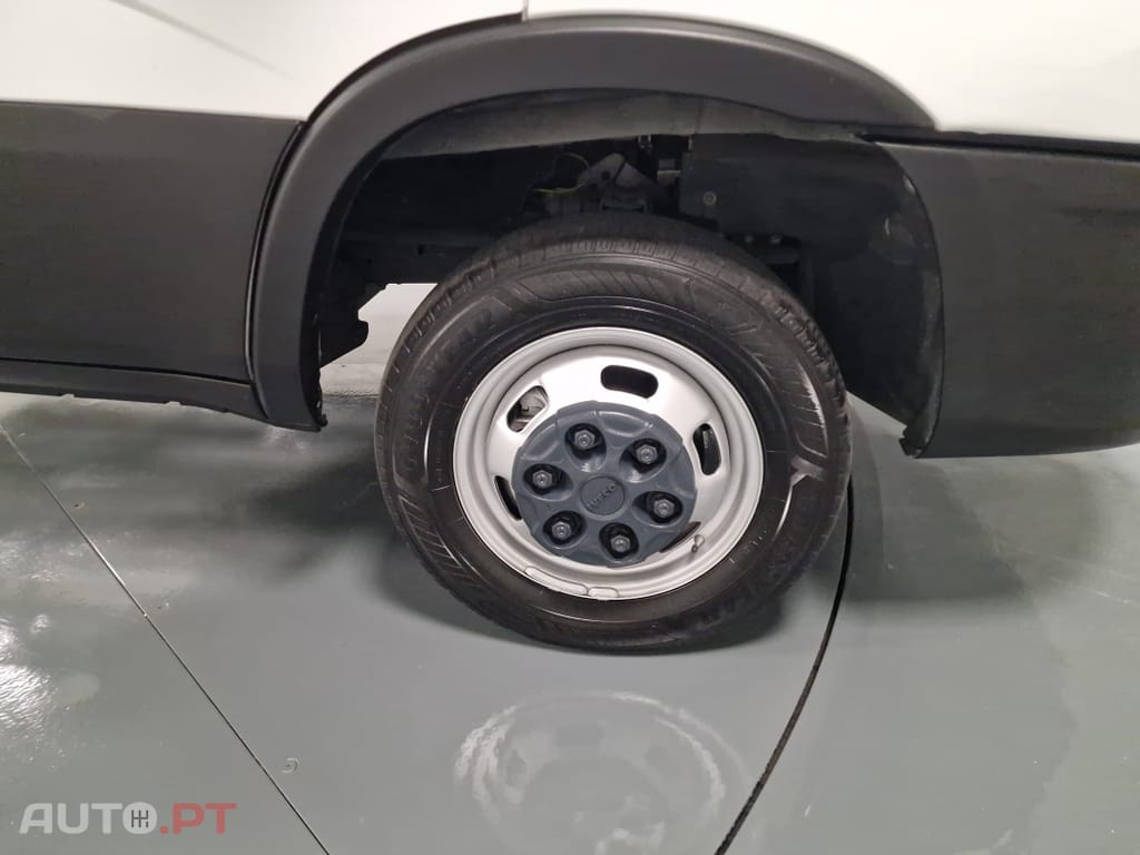 Iveco Daily 3.0 50C18H Z 3750