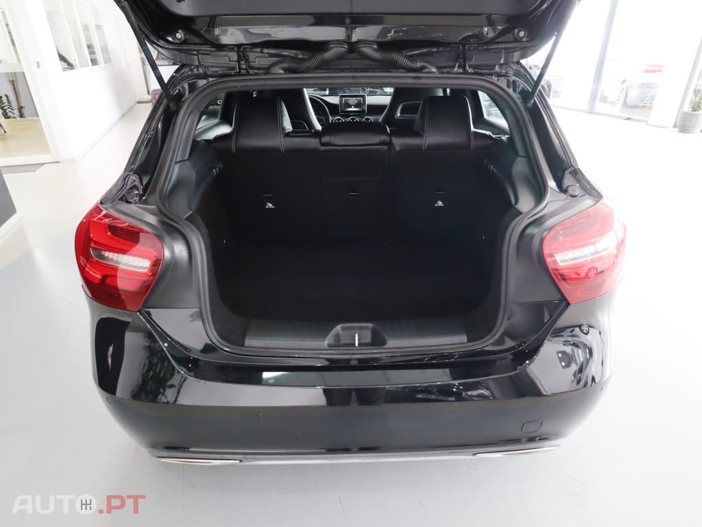 Mercedes-Benz A 200 CDI 4Matic 7G-DCT Urban
