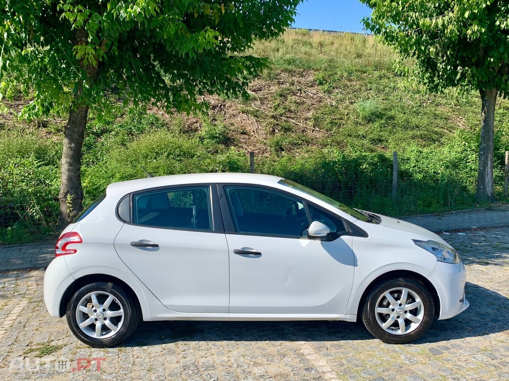 Peugeot 208 1.4 HDI VAN