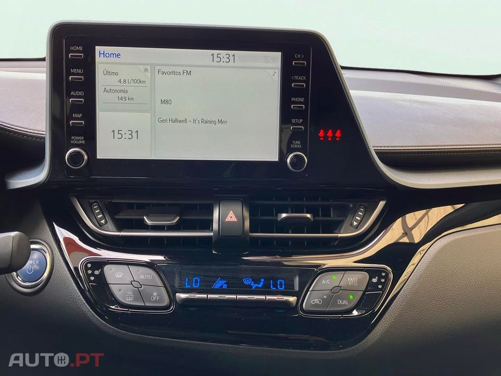Toyota C-HR 1.8 Hybrid Square Collection