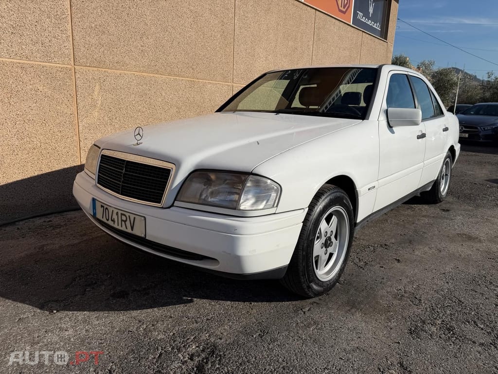 Mercedes-Benz C 200 D Elegance