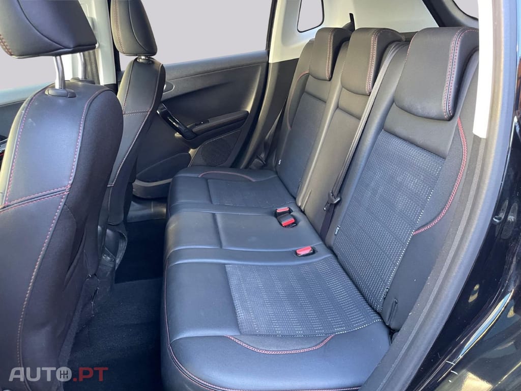 Peugeot 2008 1.2 e-THP GT Line