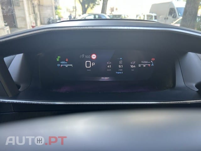 Peugeot 2008 1.2 PureTech GT EAT8 — fotografia 11