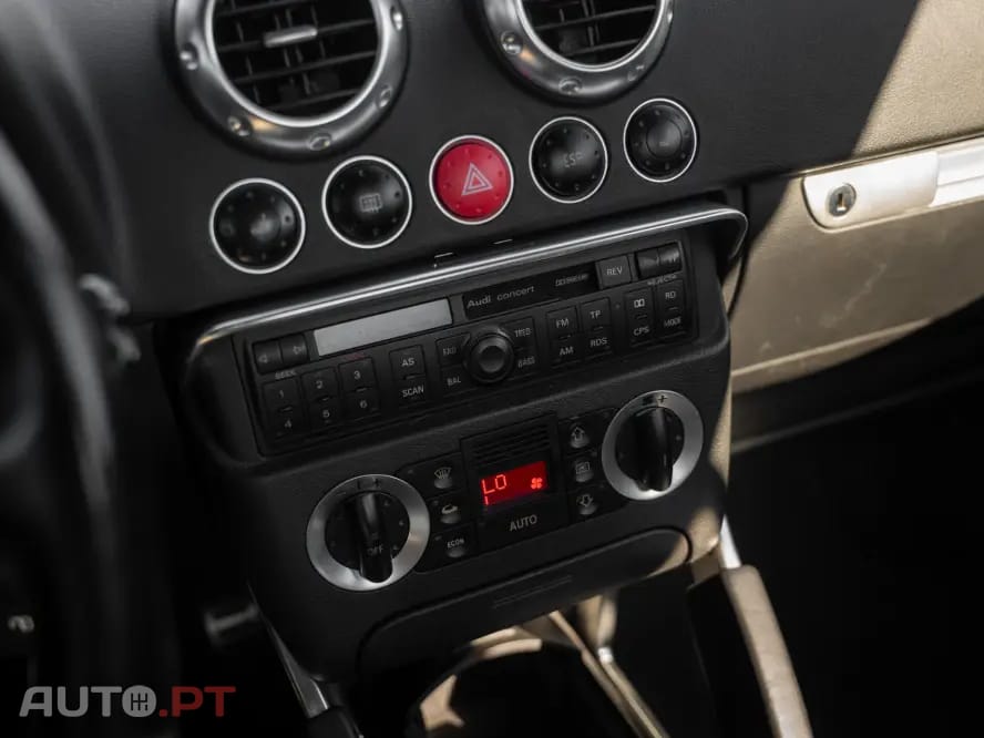 Audi TT 1.8 T quattro