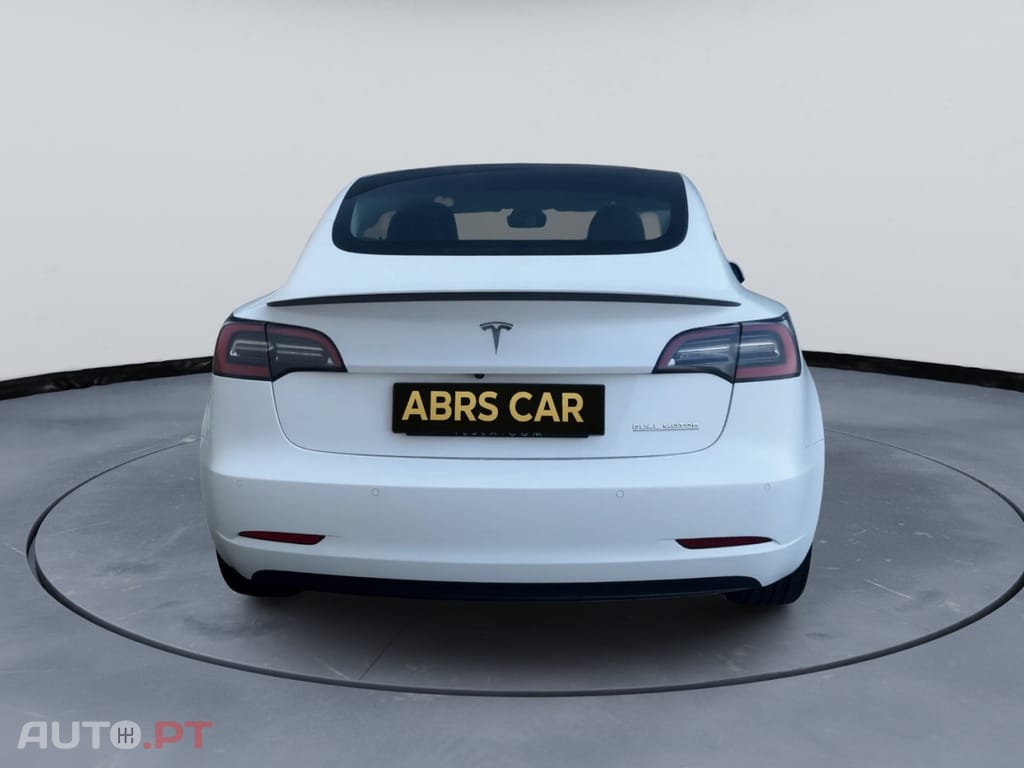 Tesla Model 3 Performance Dual Motor AWD — fotografia 6