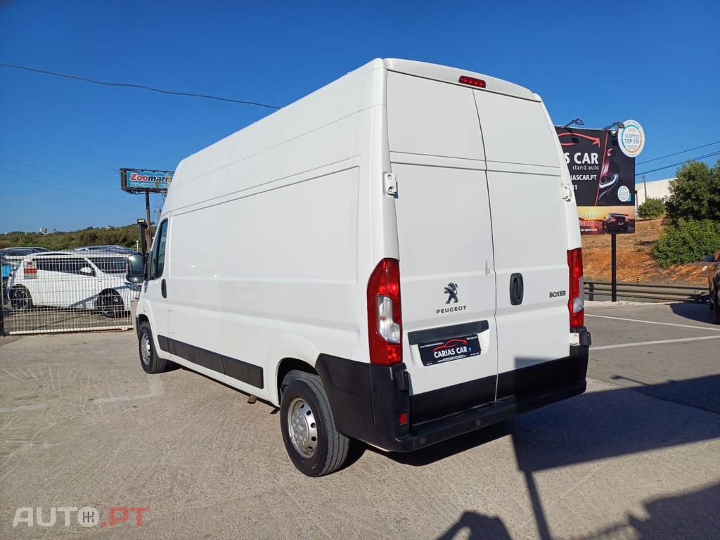 Peugeot Boxer 2.0 BlueHDi 335 L3 CD