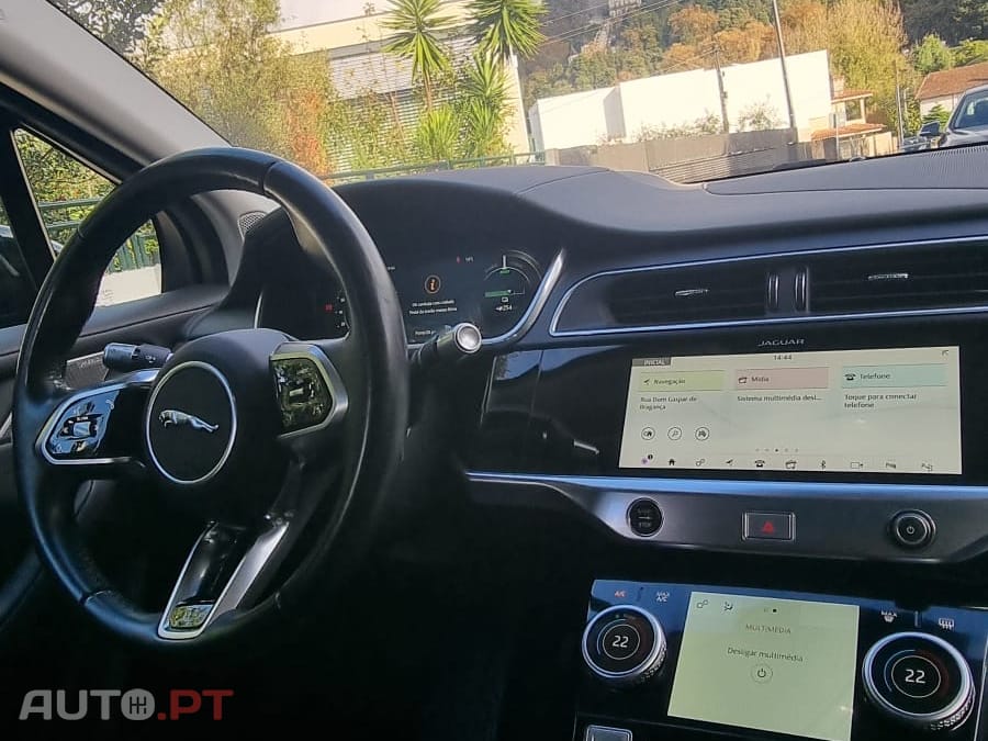 Jaguar I-Pace EV 400