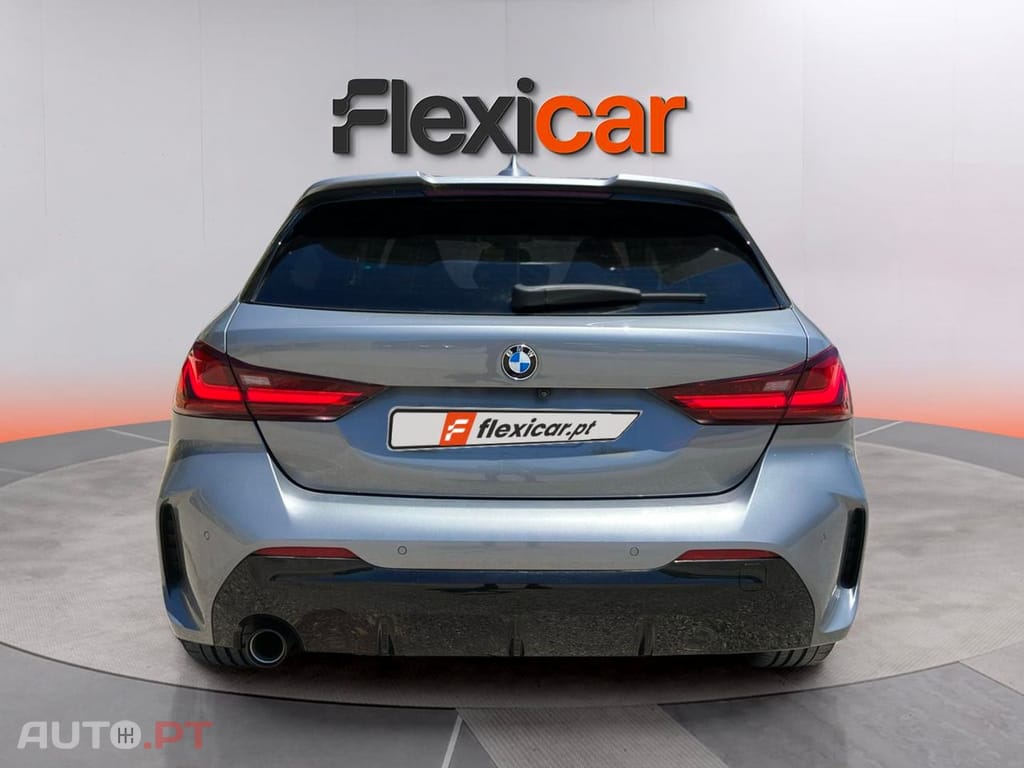 BMW 118 i Pack Desportivo M Auto