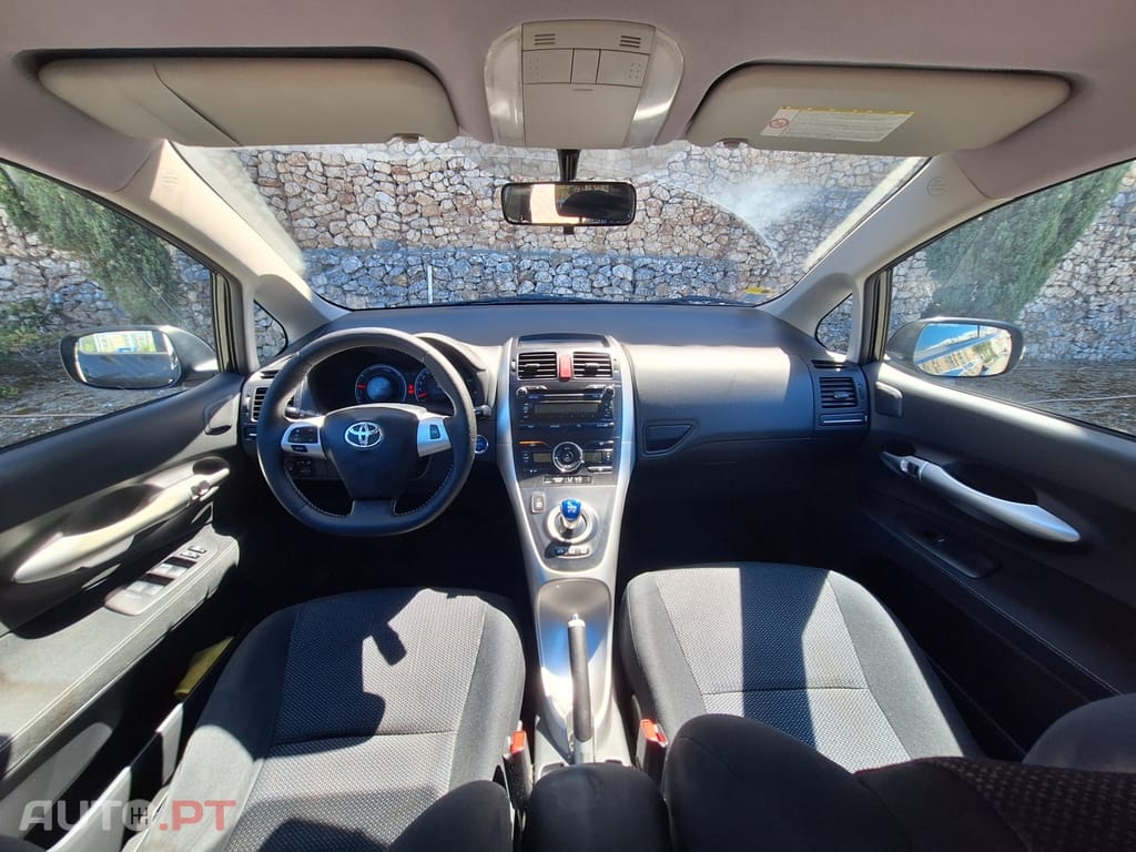 Toyota Auris 1.8 HSD P.Te.+JLL17