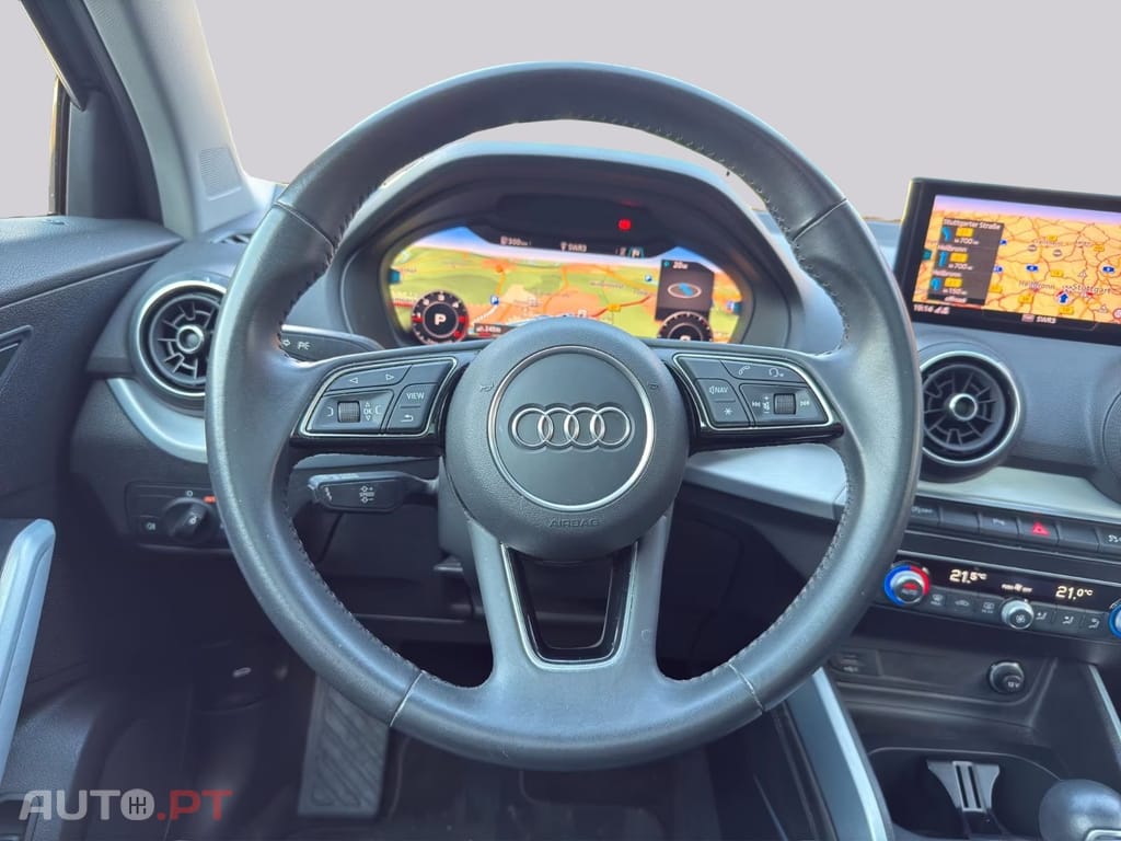 Audi Q2 I.V.A DEDUTÍVEL 35 TDI Sport