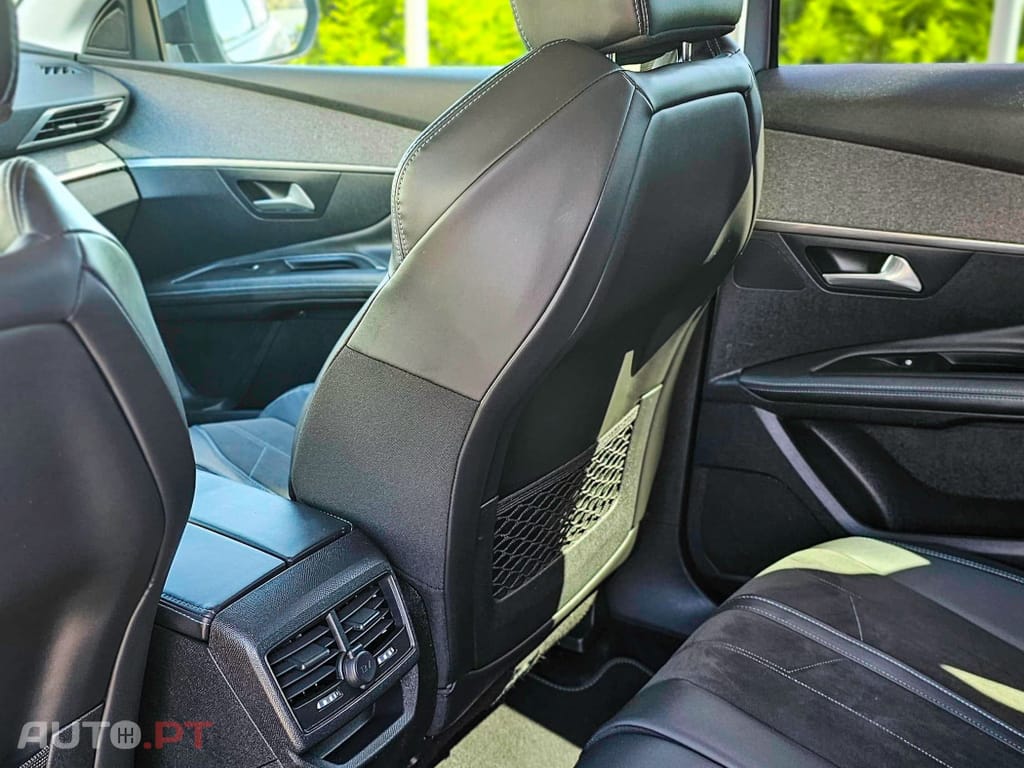 Peugeot 3008 1.5 BlueHDi Crossway