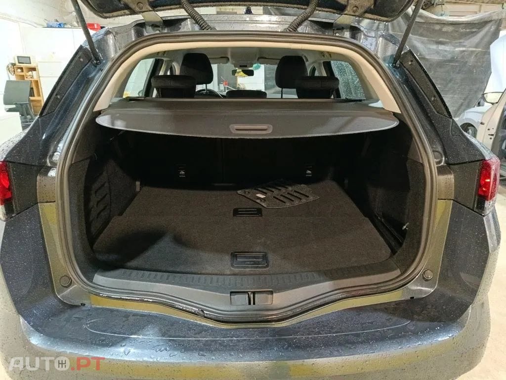 Renault Mégane Sport Tourer 1.5 Blue dCi Equilibre EDC