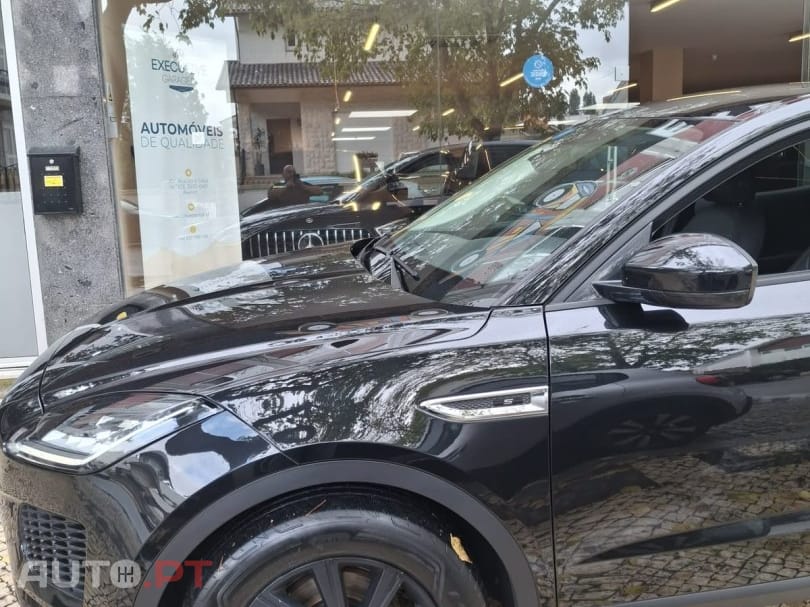 Jaguar E-Pace 2.0 i4D SE AWD Aut.