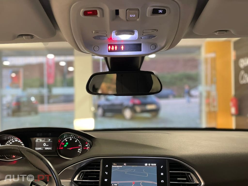 Peugeot 308 SW 1.5 BlueHDi Allure EAT8