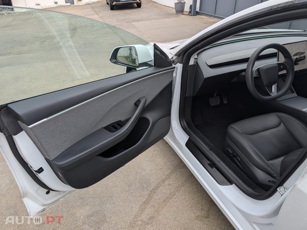 Tesla Model 3 Tração Traseira Premium