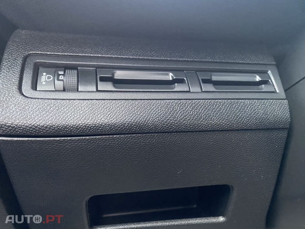 Peugeot 5008 1.5 BlueHDi Allure EAT8