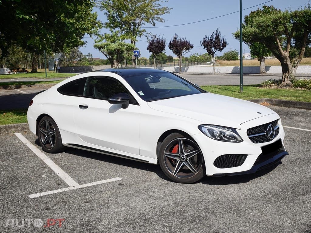 Mercedes-Benz C 220 Coupe AMG Line