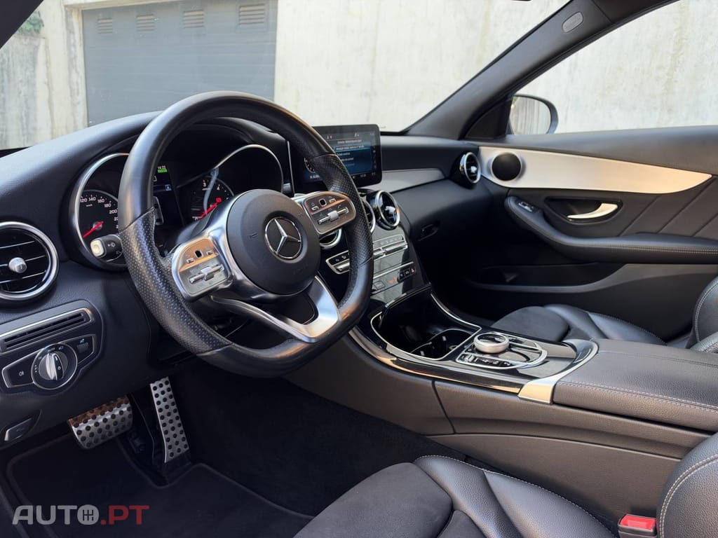 Mercedes-Benz C 300 de AMG Line