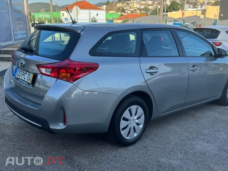 Toyota Auris Touring Sports 1.4 D-4D Active+AC