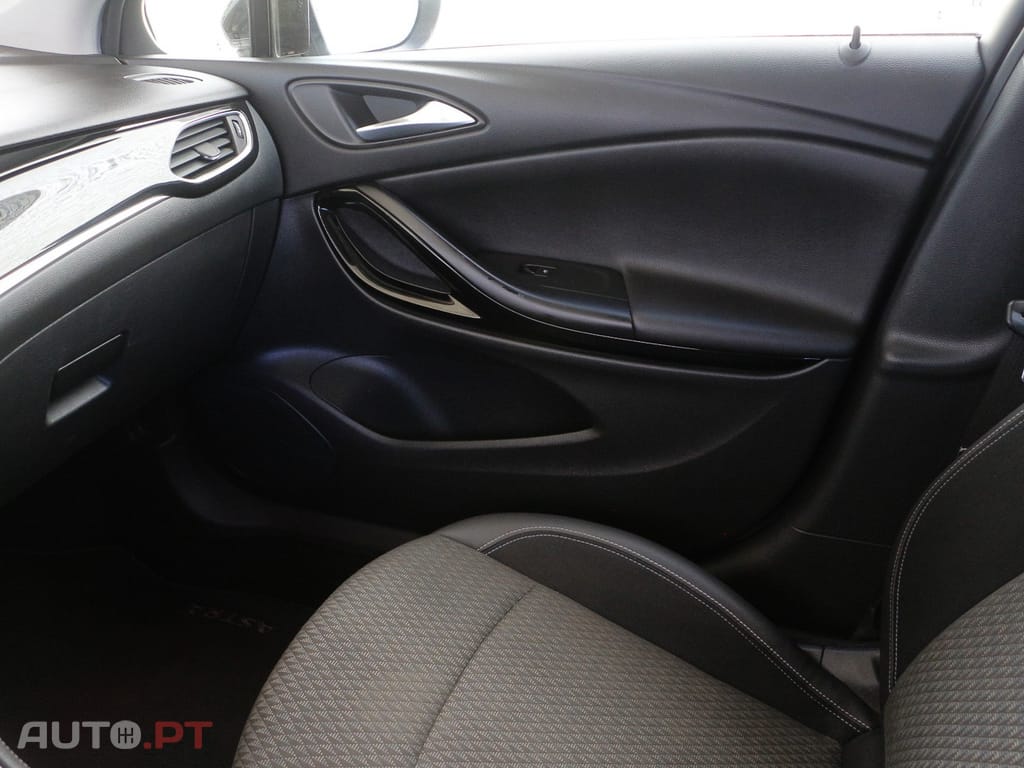 Opel Astra 1.6 CDTI Innovation S/S