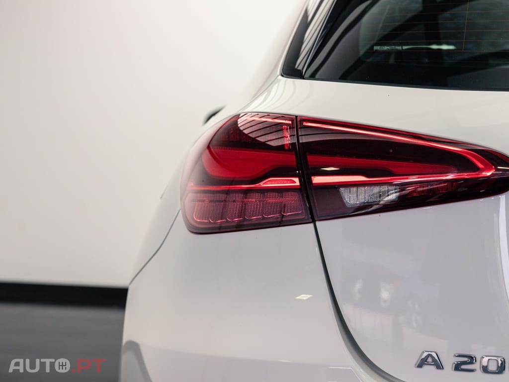 Mercedes-Benz A 200 Standard