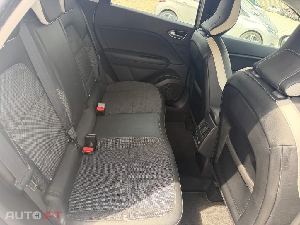 Renault Captur 1.3 TCe Exclusive