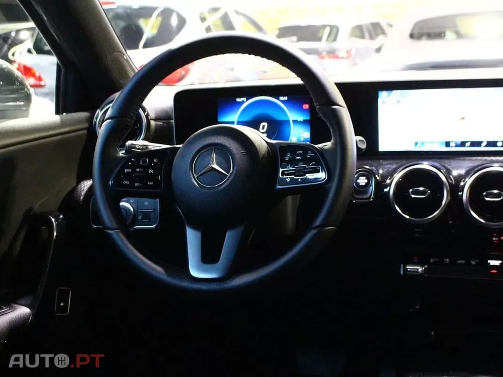 Mercedes-Benz A 250 e Progressive