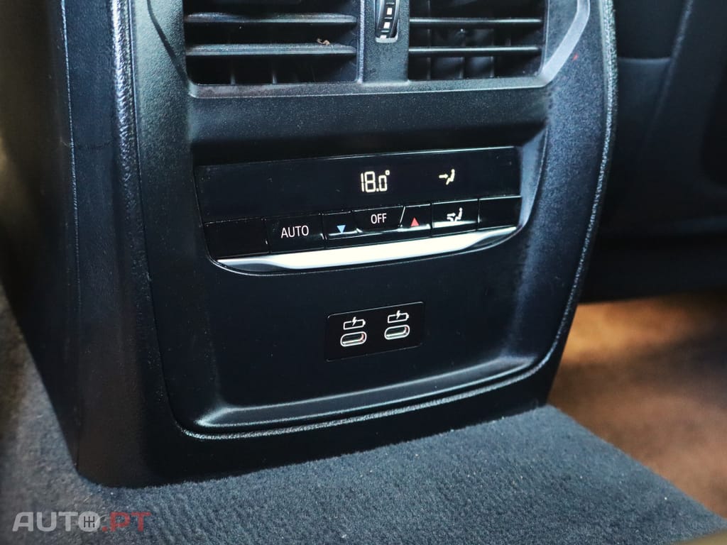 BMW 330 e Touring Pack M Auto